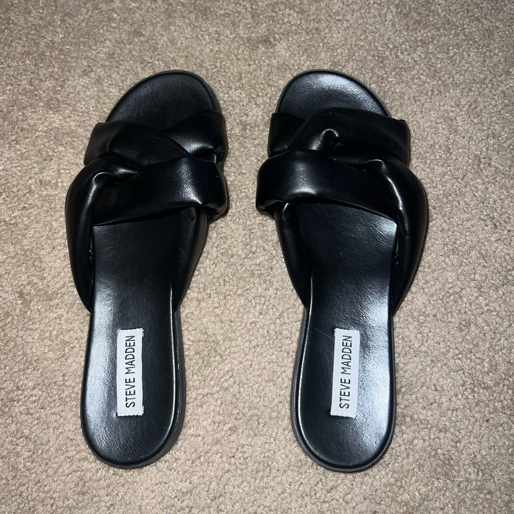 Steve madden sandals
